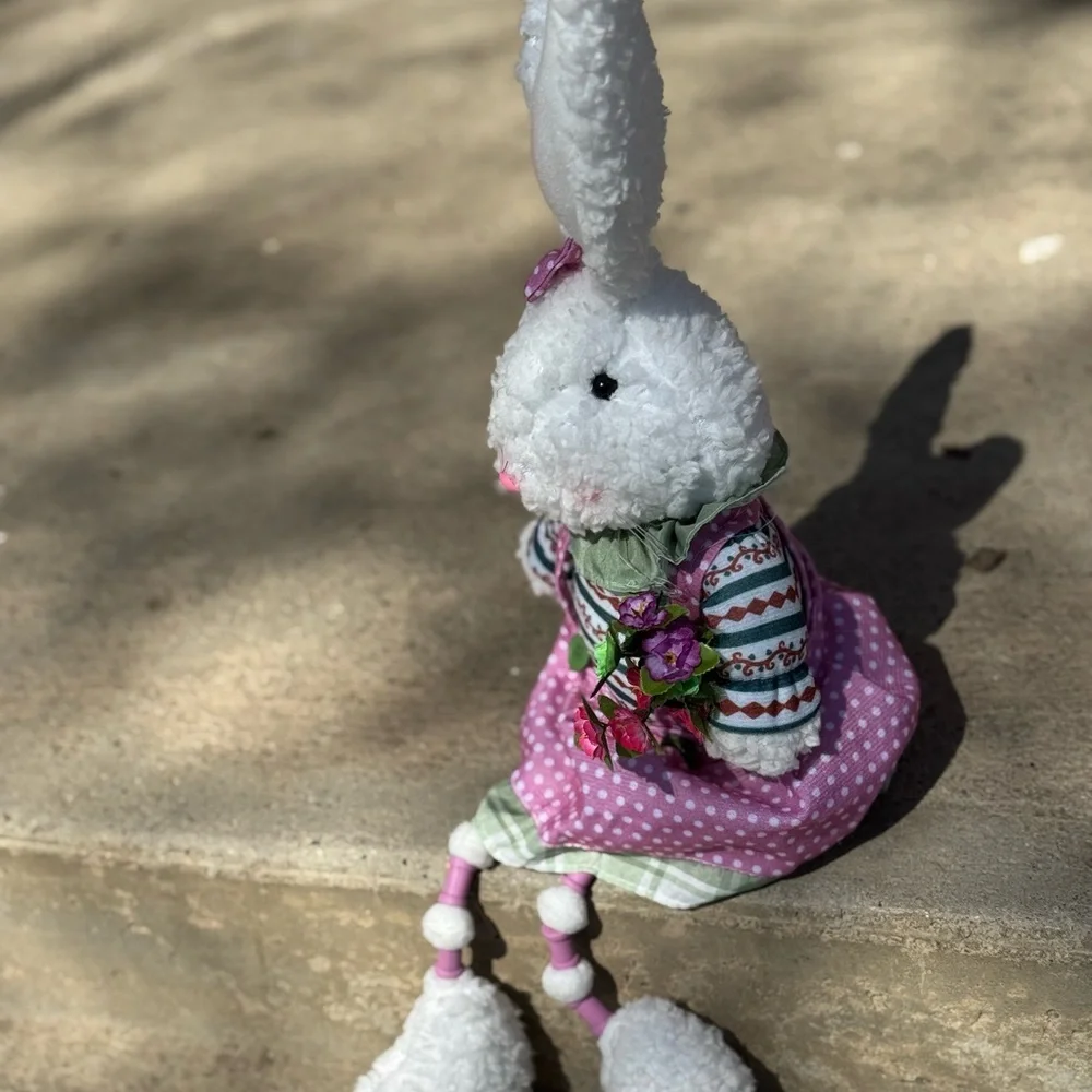 Plush Bunny Shelf Sitter Easter Decor‎